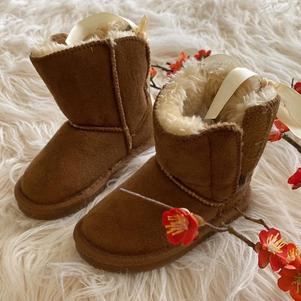 APRES by LAMO toddler boots
